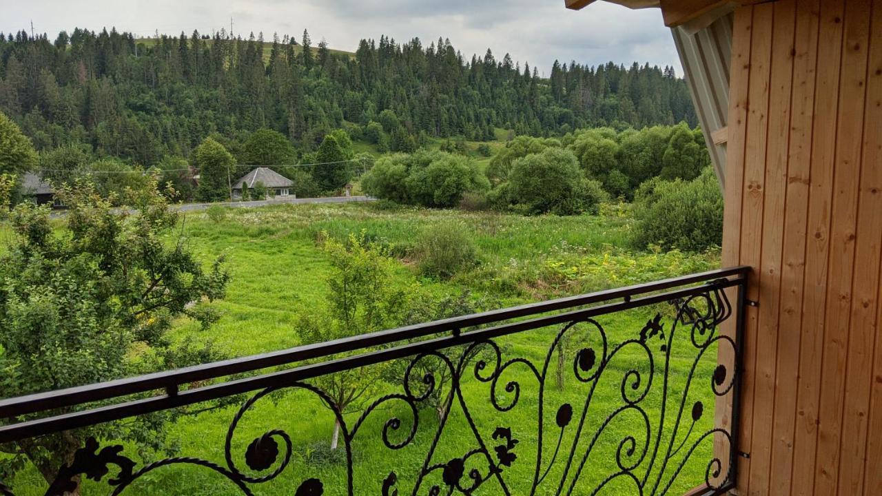 Hotel Gostynna Rodyna Izki Zewnętrze zdjęcie