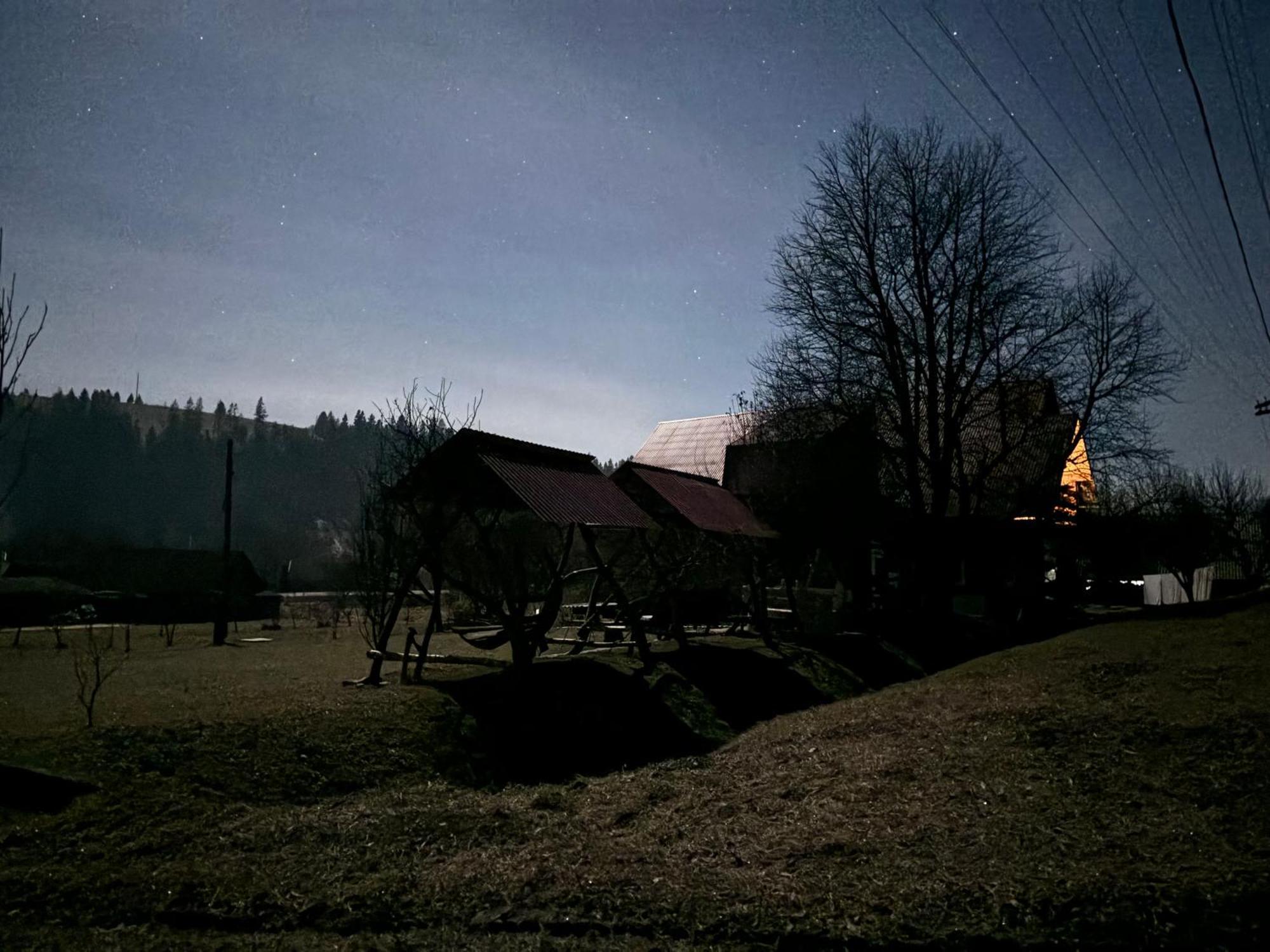 Hotel Gostynna Rodyna Izki Zewnętrze zdjęcie