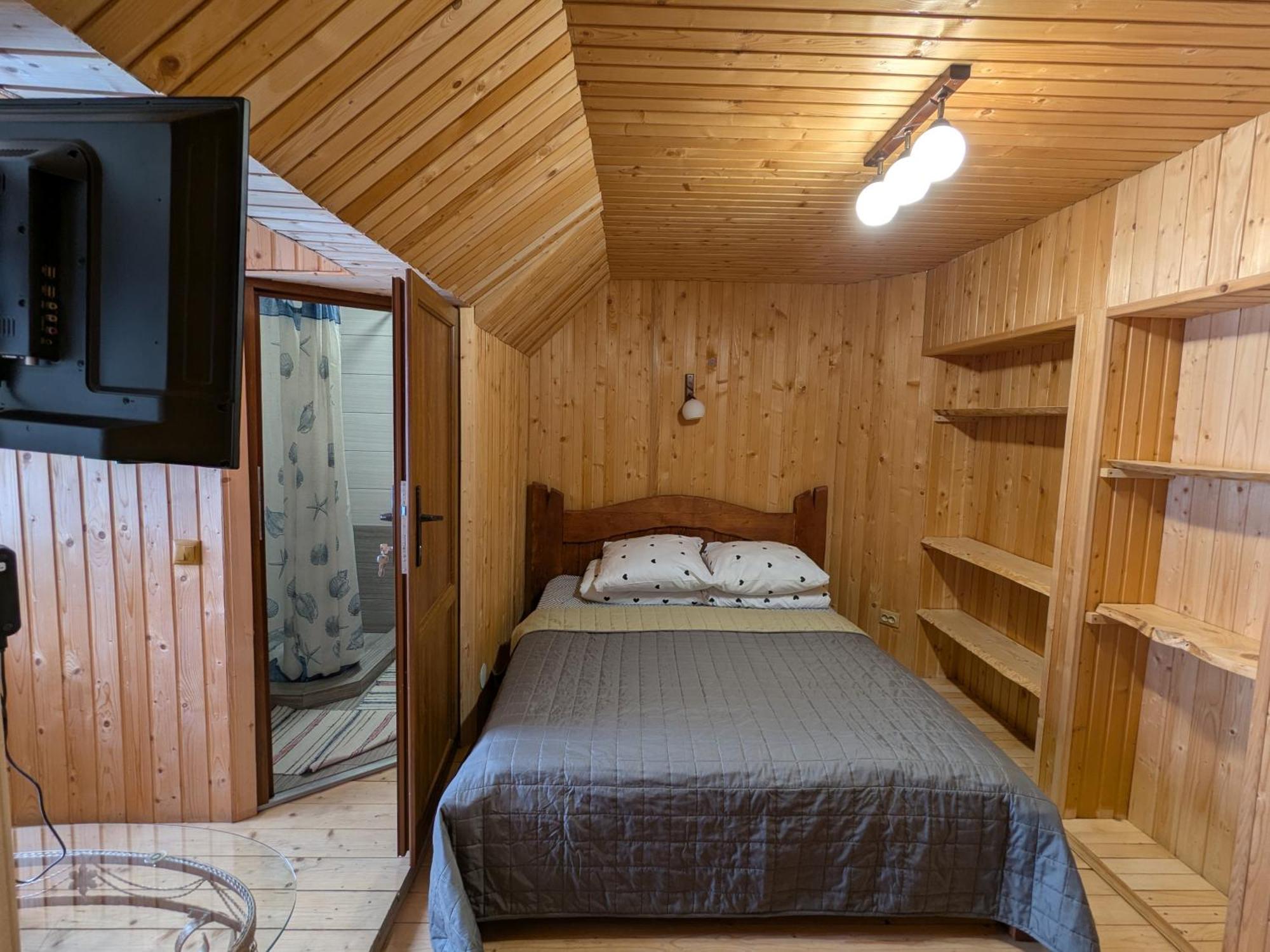 Hotel Gostynna Rodyna Izki Zewnętrze zdjęcie