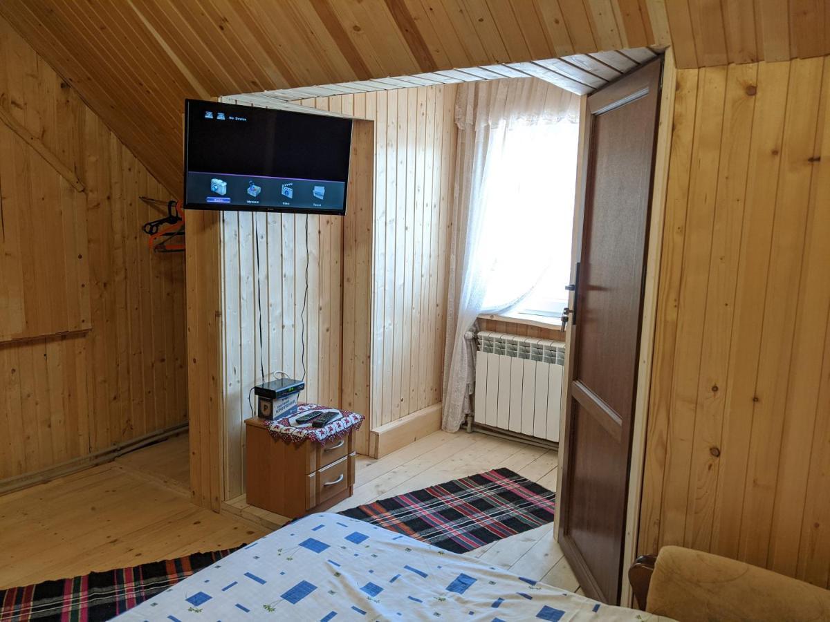 Hotel Gostynna Rodyna Izki Zewnętrze zdjęcie